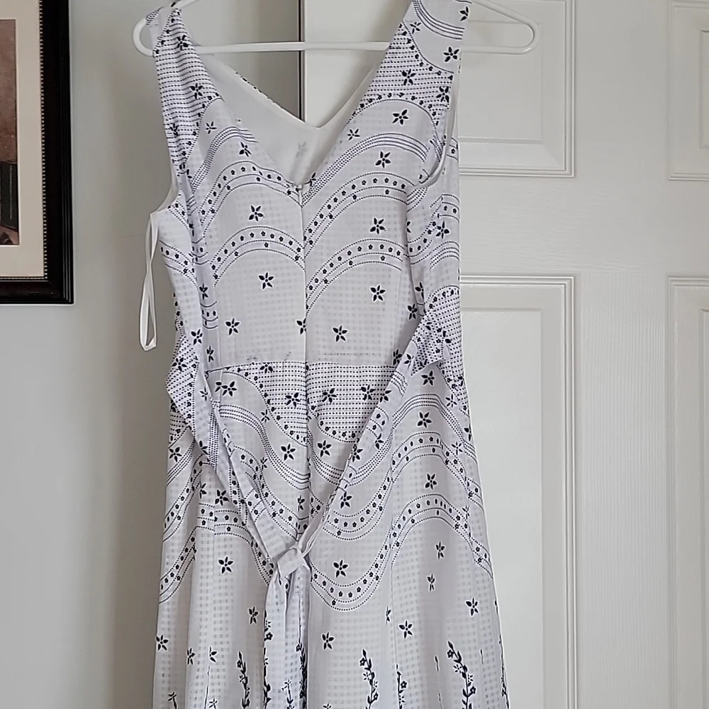 Doe &Rae Dress - Picture 4 of 4